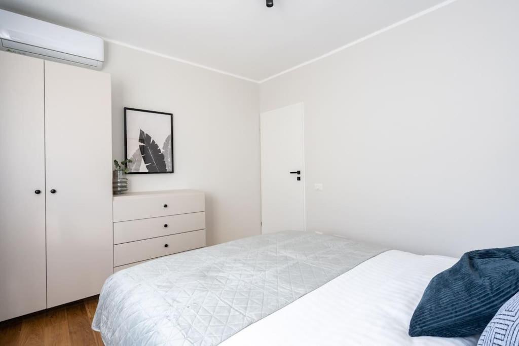 Amazing Views 2br Bright Flat - Charming Balcony